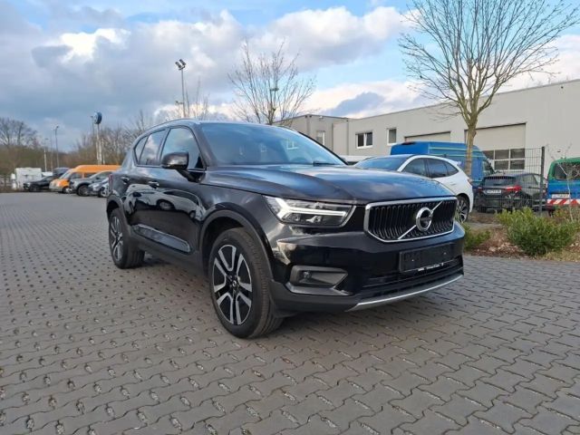 Volvo XC40 Momentum T3