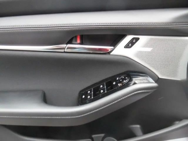 Mazda 3 e-SKYACVTIVE X 186 Exclusiv-Line Autom.