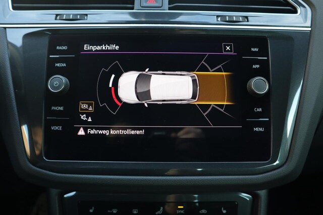 Volkswagen Tiguan Tiguan 1,5 TSI Active Klima Navi Einparkhilfe