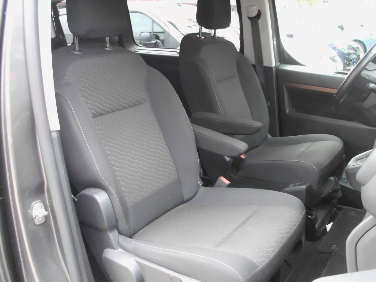 Toyota Proace Verso EV L1 Plus Team D