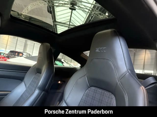 Porsche 992 Carrera Coupé Turbo