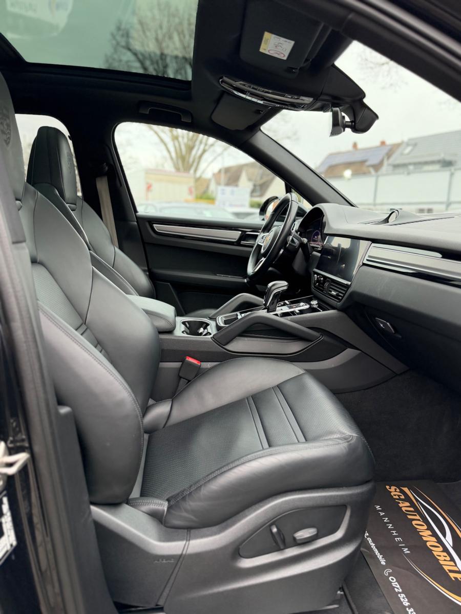 Porsche Cayenne Platinum Edition