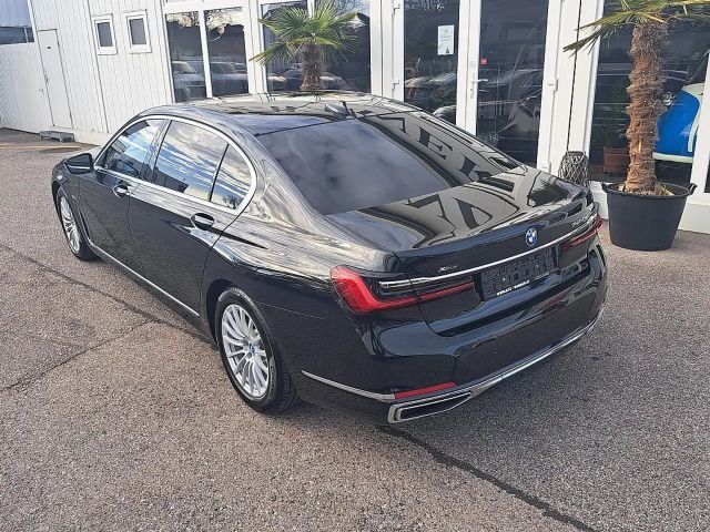 BMW 745 Sedan xDrive