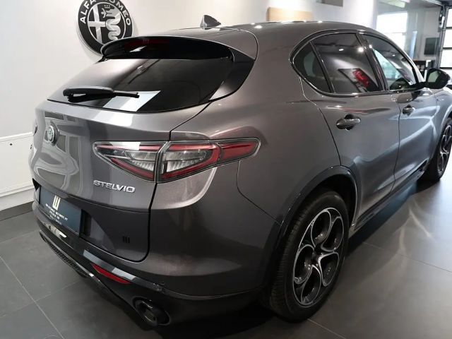 Alfa Romeo Stelvio AT8 Q4 Veloce