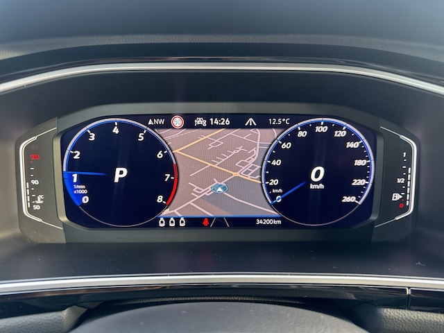 Volkswagen T-Roc 1.5 TSI DSG R-Line