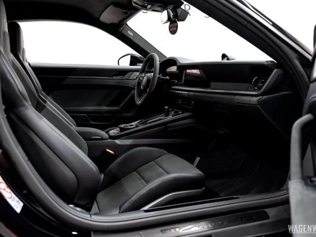 Porsche 992 Carrera Coupé GTS Turbo