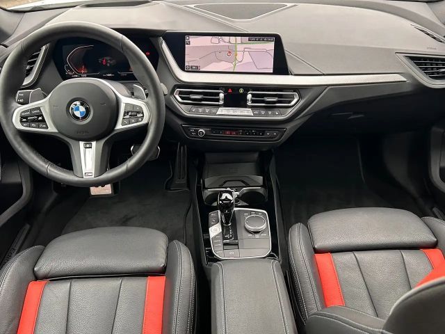 BMW 220 220d 220i M-Sport Sedan