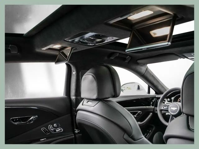 Bentley Flying Spur V8