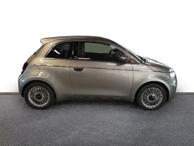 Fiat 500e 42 kWh