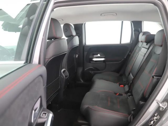 Mercedes-Benz GLB 200 AMG Line GLB 200 d