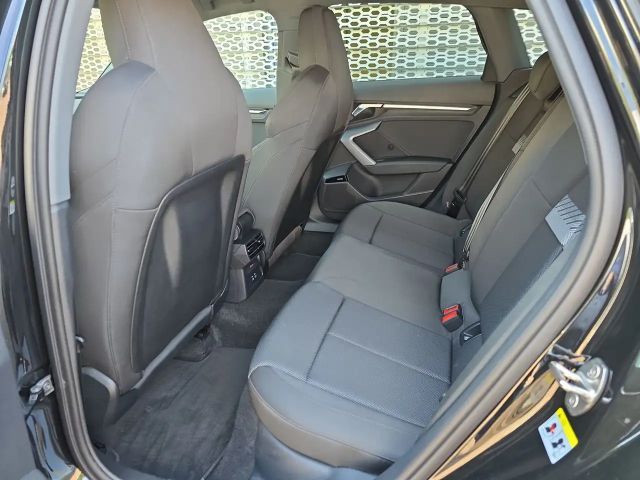 Audi A3 35 TFSI S-Line Sedan Sportback