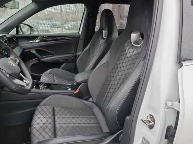 Volkswagen Tiguan 1.5 eTSI DSG R-Line