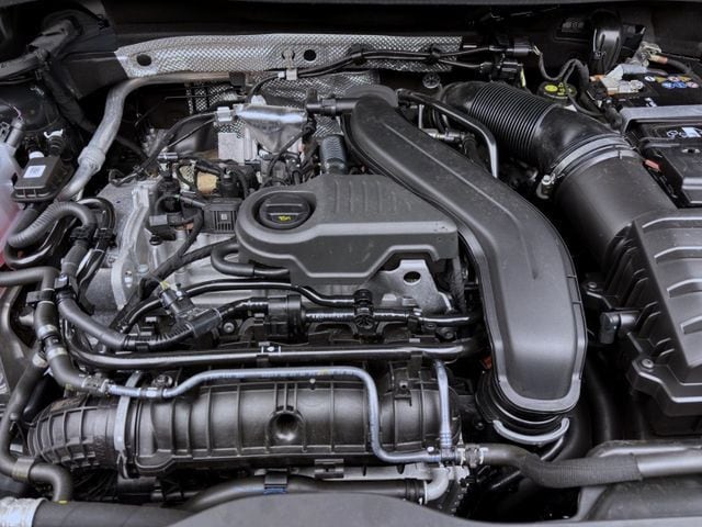 Volkswagen Tiguan 1.5 eTSI DSG R-Line