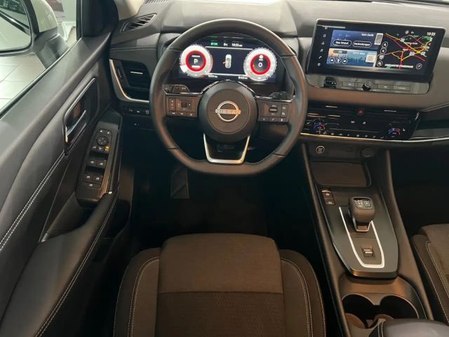 Nissan Qashqai 1.3 Connecta LED+KEYLESS+360°+ACC+VC uvm
