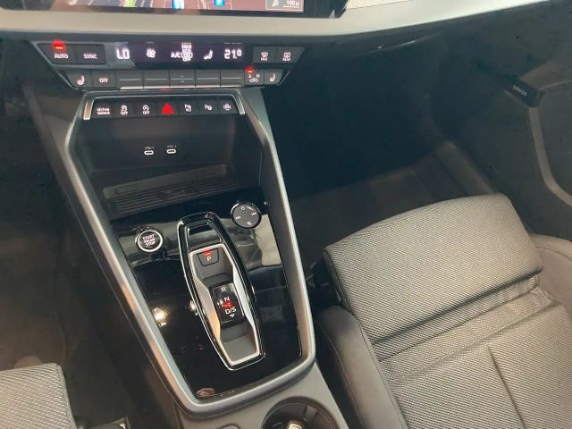 Audi A3 30 TFSI Sedan