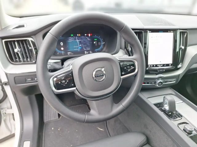 Volvo XC60 AWD Dark Plus T6