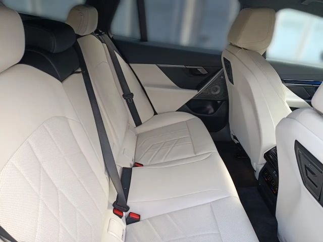 BMW i5 M-Sport M60 Touring xDrive