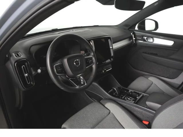 Volvo XC40 Dark Plus