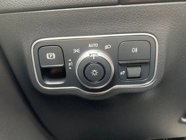 Mercedes-Benz GLA 220 AMG Line GLA 220 d