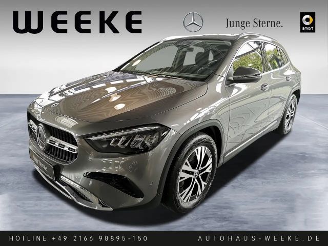 Mercedes-Benz GLA 180 Progressive