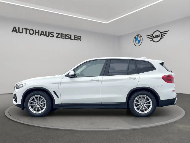 BMW X3 xDrive30e