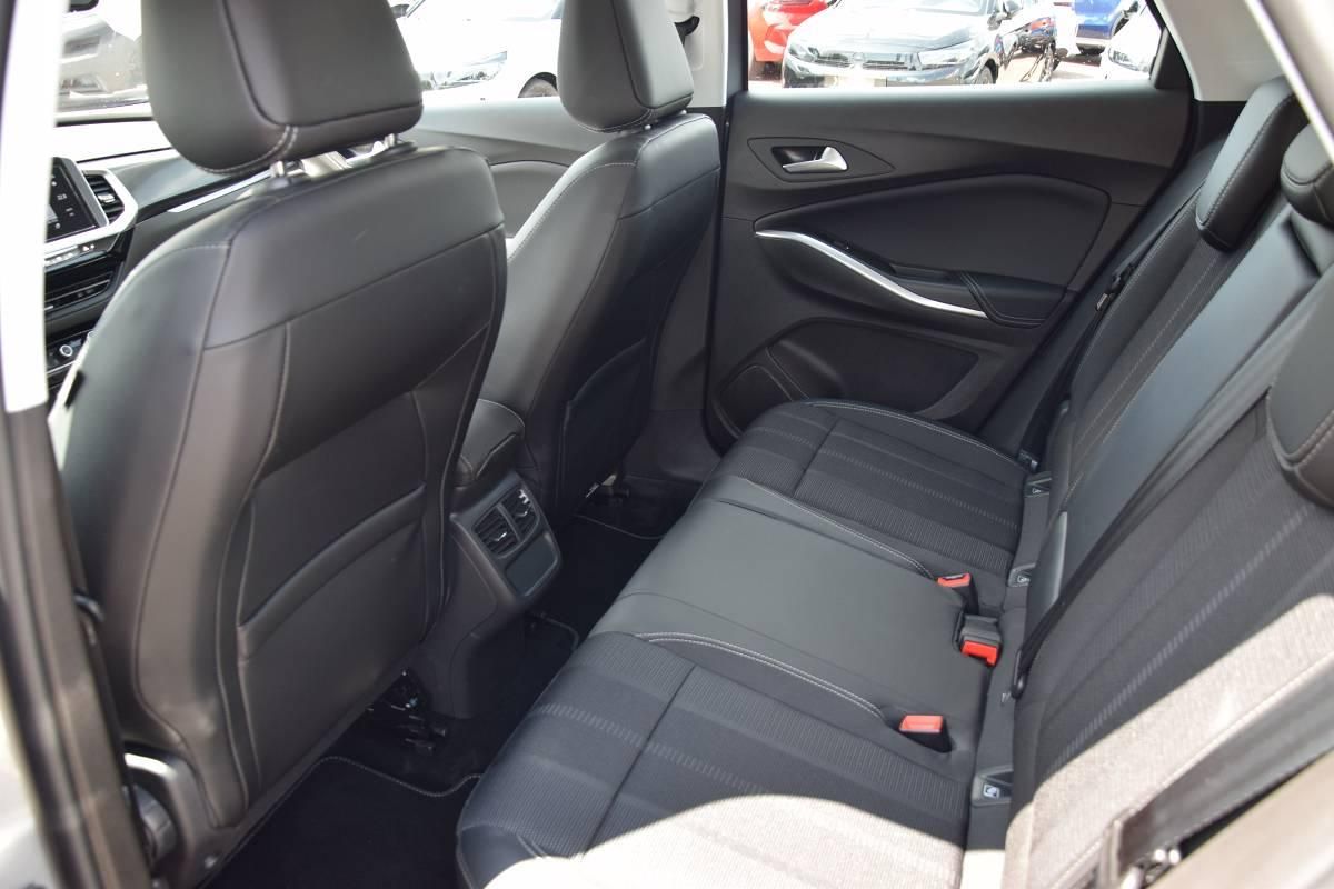 Opel Grandland 1.2 Turbo Turbo