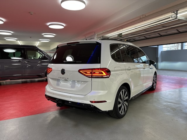 Volkswagen Touran 1.5 TSI DSG R-Line