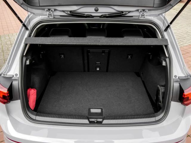 Volkswagen Golf 2.0 TDI DSG Golf VIII