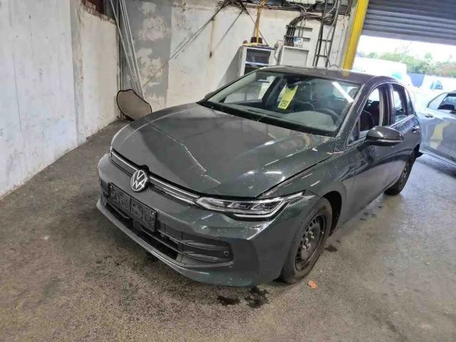 Volkswagen Golf 1.5 TSI