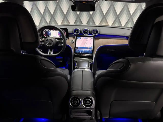 Mercedes-Benz C 220 AMG Line C 220 d Sedan