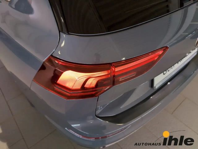 Volkswagen Golf DSG Golf VIII Style Variant