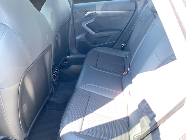 Audi A3 35 TFSI S-Line S-Tronic Sportback