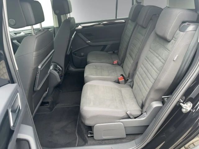 Volkswagen Touran 1.5 TSI DSG Highline