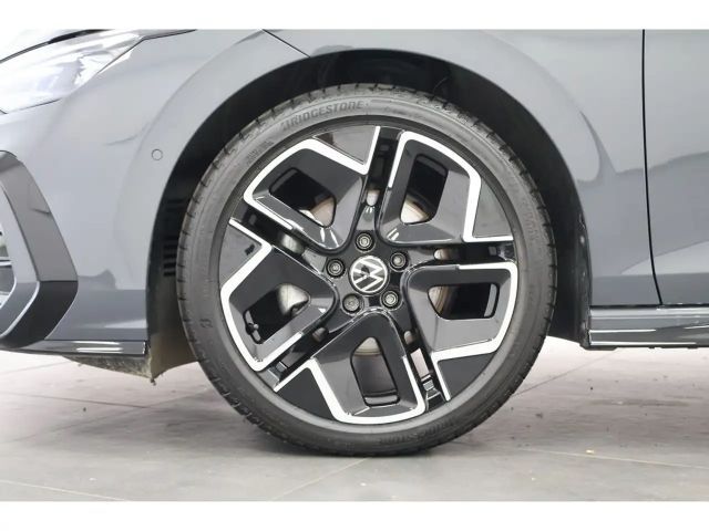 Volkswagen Golf 2.0 TDI DSG Golf VIII R-Line