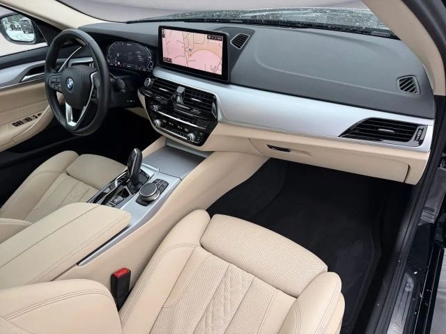 BMW 530 530e Sedan xDrive