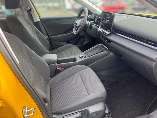 Volkswagen T-Roc 1.5 eTSI DSG Life Plus