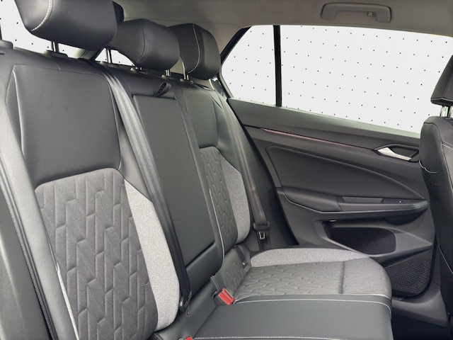 Volkswagen Golf 1.5 eTSI DSG