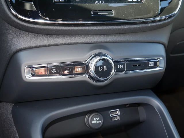 Volvo XC40 Dark Plus Recharge T4