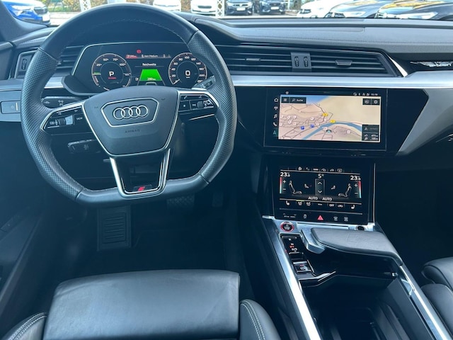 Audi e-tron Quattro