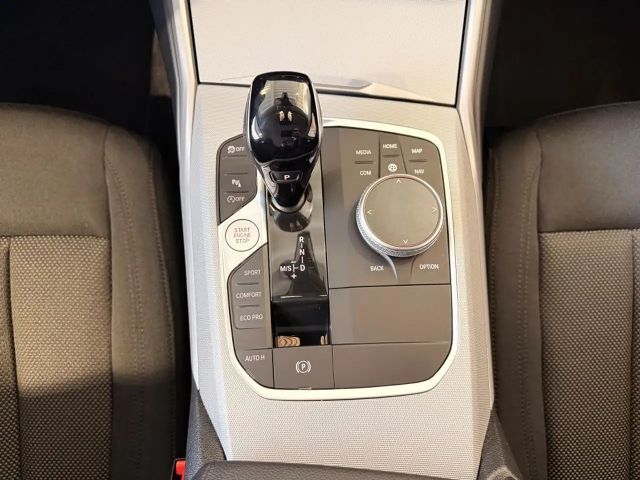 BMW 320 320i Touring