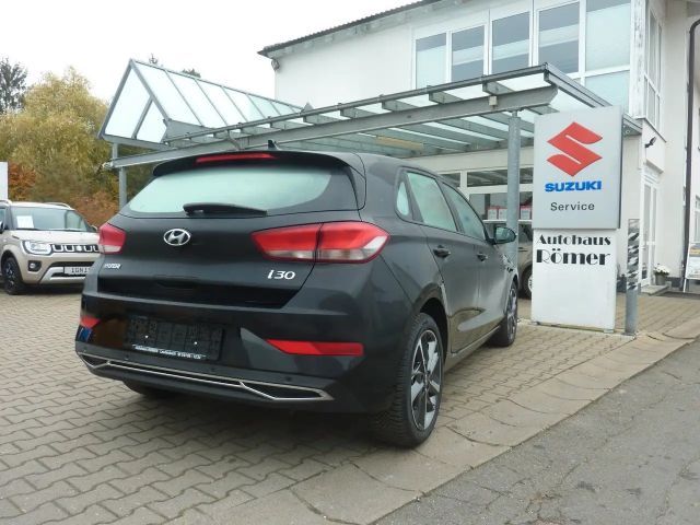 Hyundai i30 Hybrid T-GDi Trend