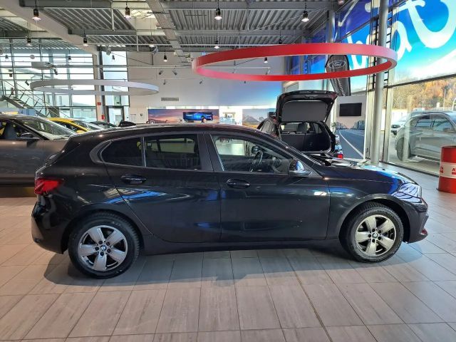BMW 118 118i Advantage pakket Sedan