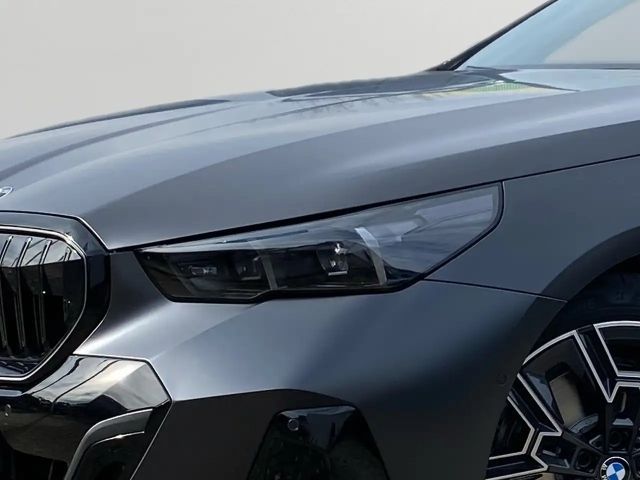 BMW 540 540d M-Sport Touring xDrive