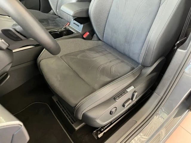 Volkswagen Golf 1.5 eTSI DSG