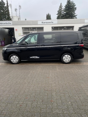 Volkswagen Multivan Lang Style T7