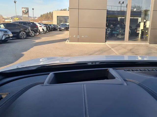 BYD Tang New Tang Flagship 108,8 kWh New Tang Flagship 1...