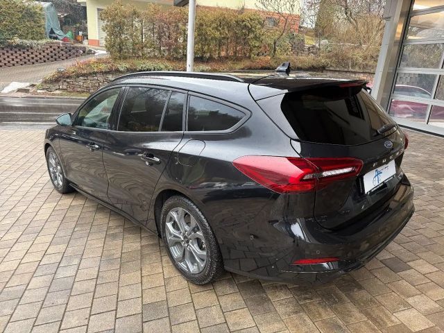 Ford Focus ST Line Wagon