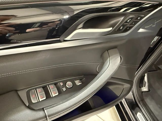 BMW X3 40d Standhzg AHK ACC 360° HUD Pano HiFi