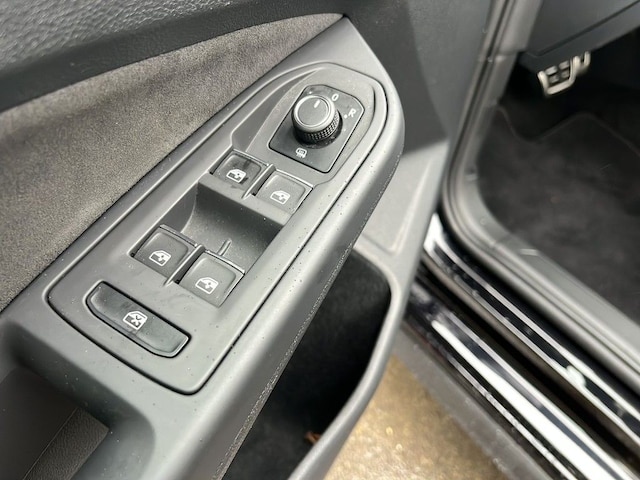 Volkswagen Golf 2.0 TDI DSG GTD