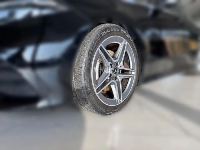 Mercedes-Benz A 200 AMG Line